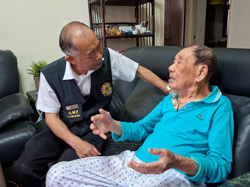 強化高齡榮民照護 北市榮服處推遠距照護與行動就醫 53 《圖說》95歲榮民李宙增爺爺。〈臺北市榮服處提供〉