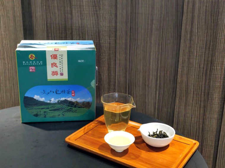 新北包種茶飄香國際茶日 張宏圩憑蘭香蜜韻奪冠 10 《圖說》石碇春季比賽茶優良獎新鮮出爐,歡迎民眾把握春茶上市期間,訂購新北在地優質包種茶。〈農業局提供〉