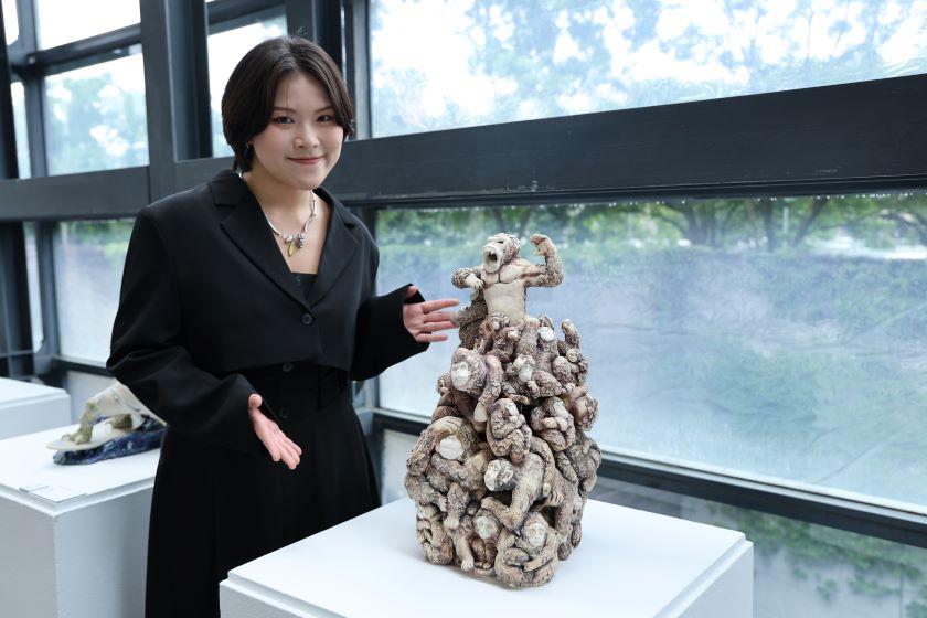 窯火淬鍊十年再出發 金陶獎重啟臺灣陶藝高峰對話 9 《圖說》學生組銀獎林相吟《獸困》。〈陶博館提供〉