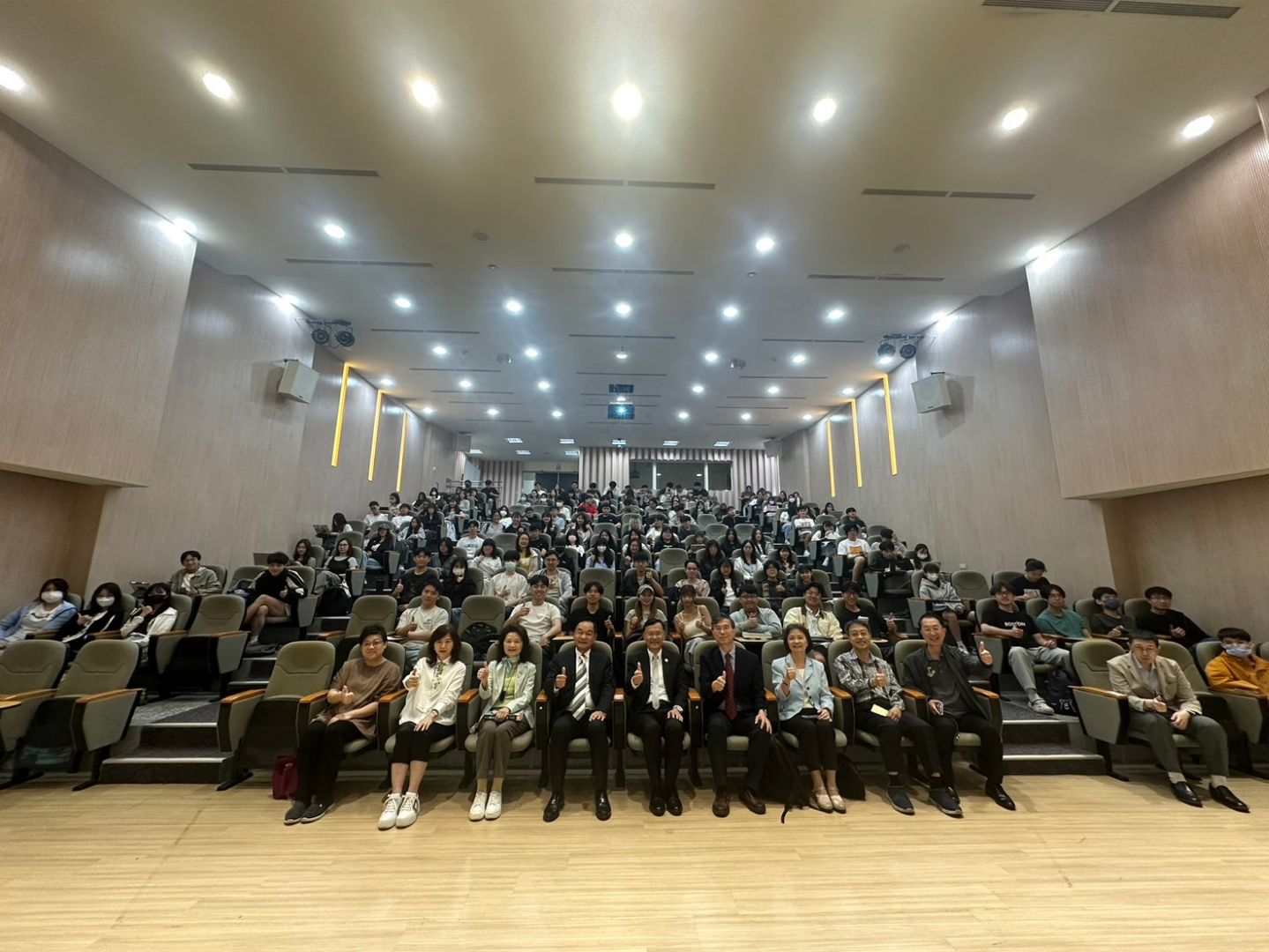 臺北大學邀傑出校友陳榮進返校開講 傳承海外實戰經驗拓展學子國際視野 6 3d21932d4b