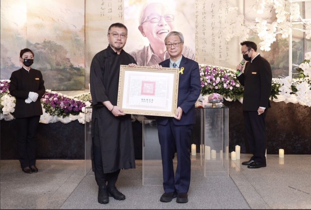電影攝影師賴成英告別式 文化部長李遠代表頒贈總統褒揚令 54 IMG 6025 1024x690 1