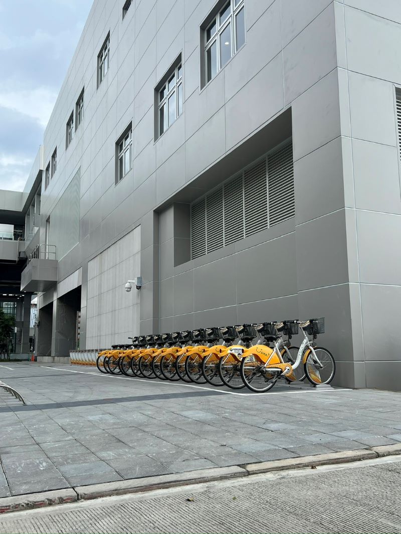 捷運三鶯線6/30免費試營運 YouBike14處新站同步啟用 41 《圖說》捷運臺北大學站2號出口。〈交通局提供〉
