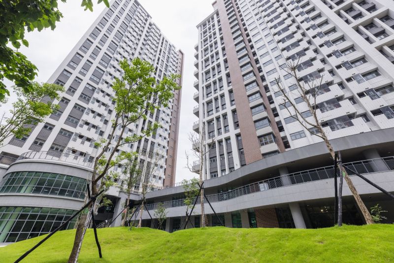高齡友善居住再樹典範 中和安邦社宅摘「最佳好居」五星榮耀 29 《圖說》新北市中和安邦青年社會住宅外觀照。〈城鄉局提供〉