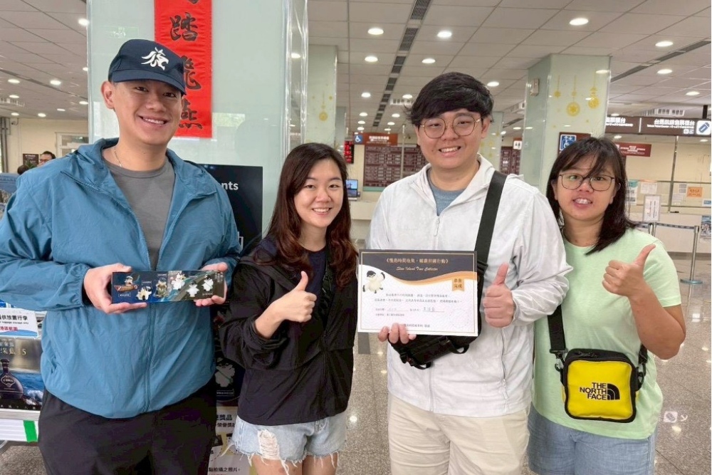 鷗霸拼圖行動串聯台灣觀光100亮點 六大打卡亮點展開 旅人搭乘全島交通收集慢島時光 7 020626002