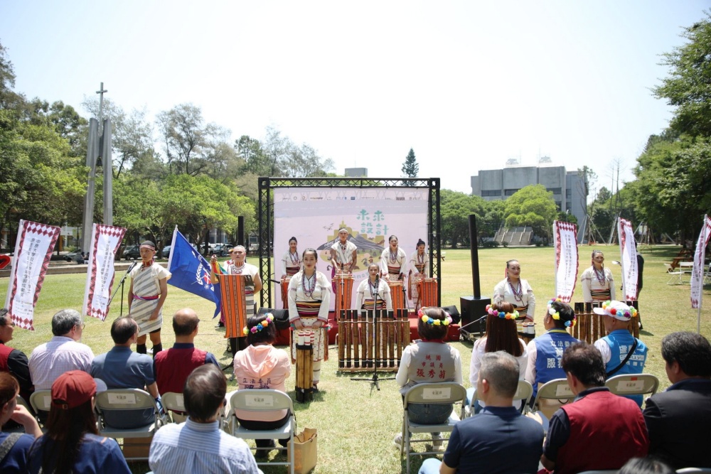 中原大學原專班成果展登場 「未來設計」展現原民青年文化與設計力 20 030603010