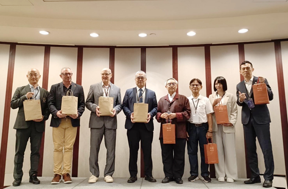 臺美啟動N I S自然正成長交流平台 從宮保第到德州 1 040608020