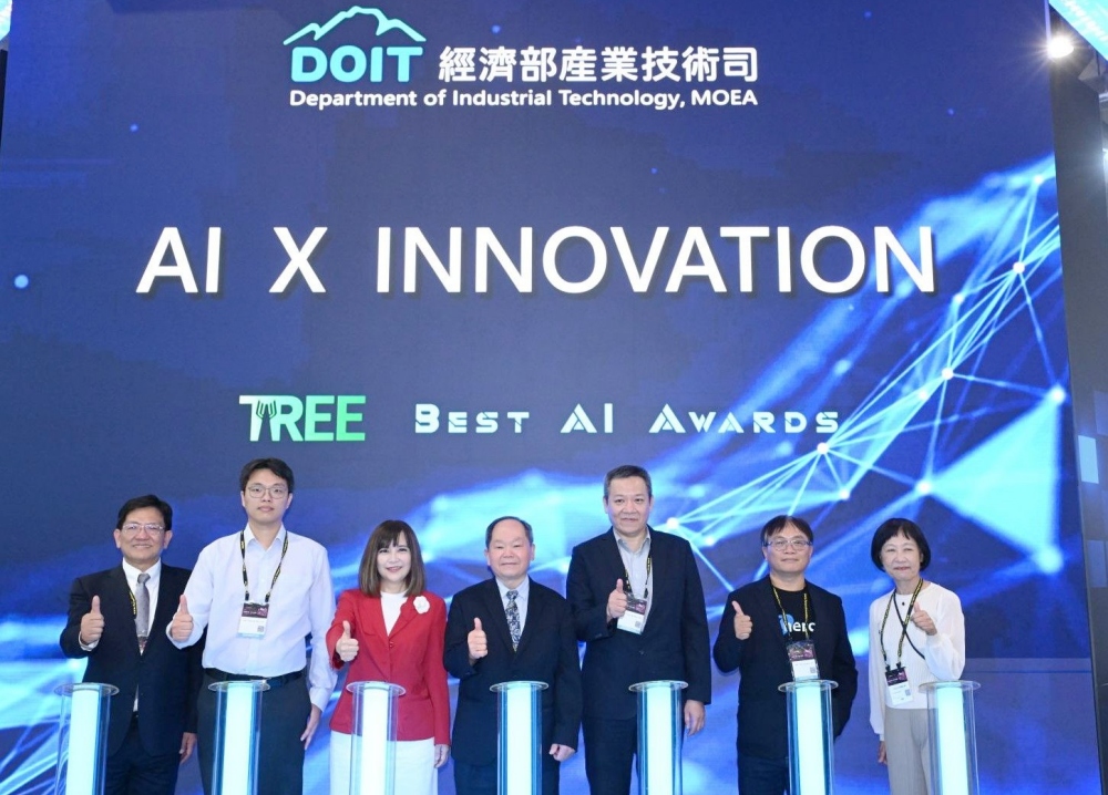 聚焦「AI創新」 經濟部技術司打造AI Innovation Pavilion主題館登場 14 0602006