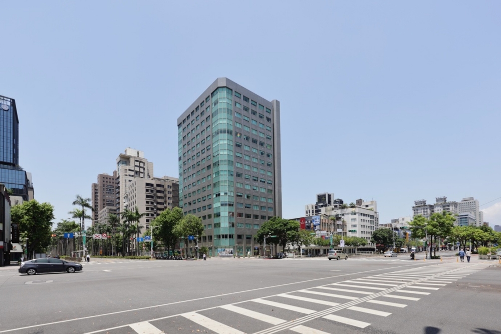帝寶級傳奇地段!「震大懷喆」正仁愛路第一排 睽違20年重啟豪宅戰場 11 20260629006