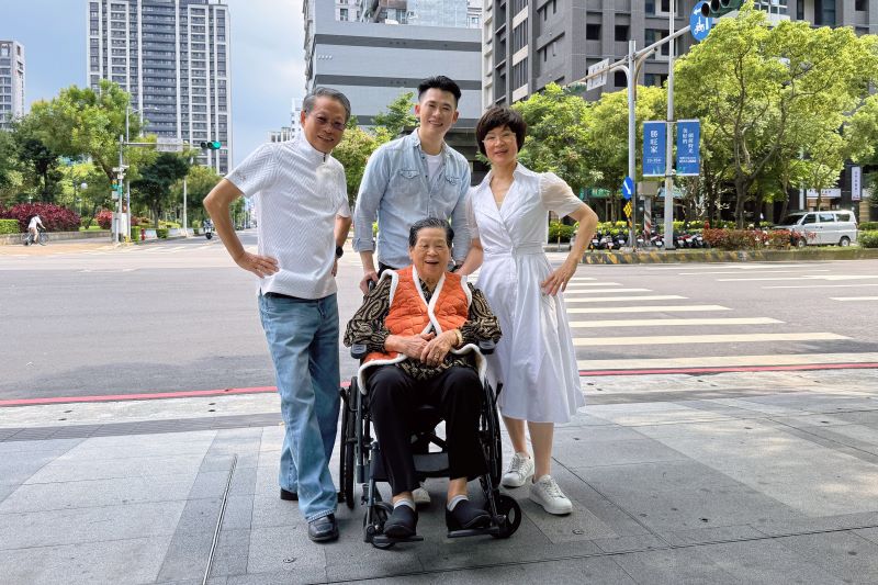 〈停讓〉守護高齡用路平安 新北推交通安全影片抽好禮 〈停讓〉守護高齡用路平安 新北推交通安全影片抽好禮