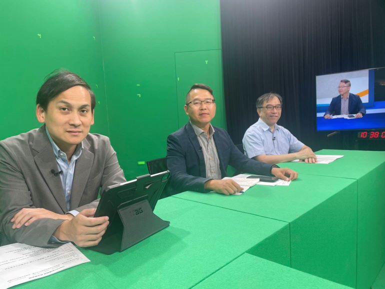 從晶片籌碼到暗網洩密、台日關係生變 在野質疑外交體系全面亮紅燈 20 《圖說》立委葉元之〈左起〉、東海大學政治系教授邱師儀、台灣青年世代交流協會理事長陳俐甫教授,受邀出席政論節目「政治狠狠問」。〈主辦單位提供〉