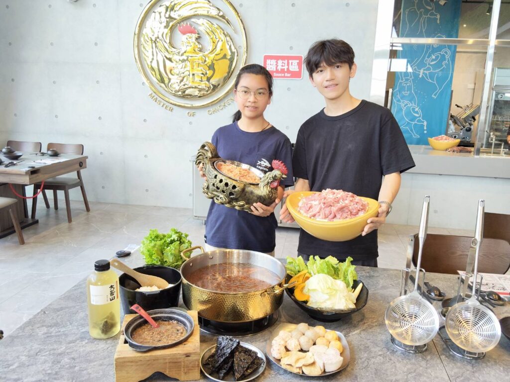 避暑旅遊首選 溪頭鹿谷「鹿芝谷萌寵生態+雞王冷藏肉火鍋」雙享攻略 26 261398