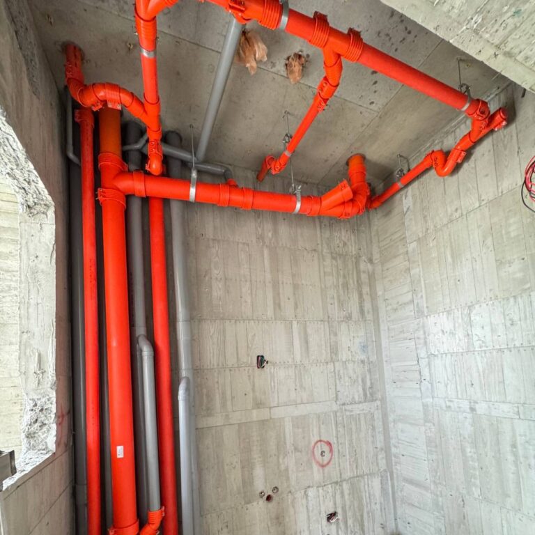 豪宅也躲不過的水管夢魘：康泰興業用三層無毒PP管，終結建材界的隱形殺手