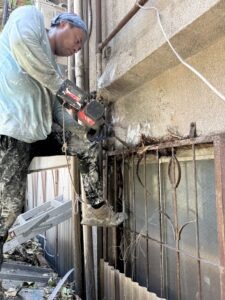台北市萬華區透天公寓外牆除樹工程施工