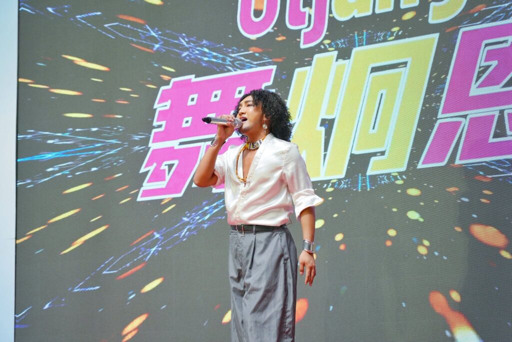 漂亮不只有一種標準!Mathariri音樂節9月5日屏東登場 溫柔擁抱島嶼多元共融 打造當代原住民族文化聚落 24 %E3%80%8CMathariri %E9%9F%B3%E6%A8%82%E7%AF%80 %E3%80%8D%E5%B0%87%E4%BB%A5%E9%9F%B3%E6%A8%82%E7%82%BA%E5%AA%92%E4%BB%8B%EF%BC%8C%E7%94%B1%E5%A4%9A%E7%B5%84%E8%A1%A8%E6%BC%94%E5%8D%A1%E5%8F%B8%E8%BC%AA%E7%95%AA%E4%B8%8A%E9%99%A3%EF%BC%8C%E8%87%B4%E6%95%AC%E4%B8%8D%E5%90%8C%E6%97%8F%E7%BE%A4%E8%83%8C%E6%99%AF%E6%89%80%E5%B1%95%E7%8F%BE