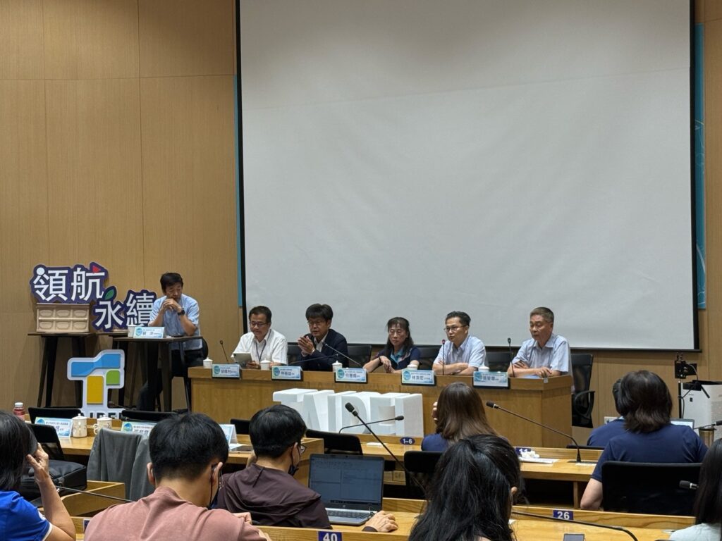 與水共生! 北市府辦氣候韌性研討會 「戀戀水綠」智慧防汛成焦點 21 f1c8e7d0 87a7 491f 8ce8 c50c17c4c5f0