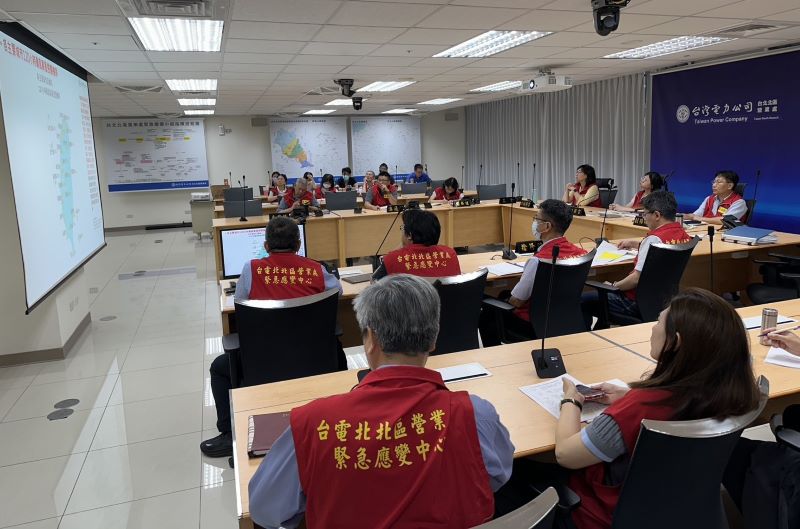防範颱風來襲停電 台電北北區處籲善用網路查詢復電資訊 防範颱風來襲停電 台電北北區處籲善用網路查詢復電資訊