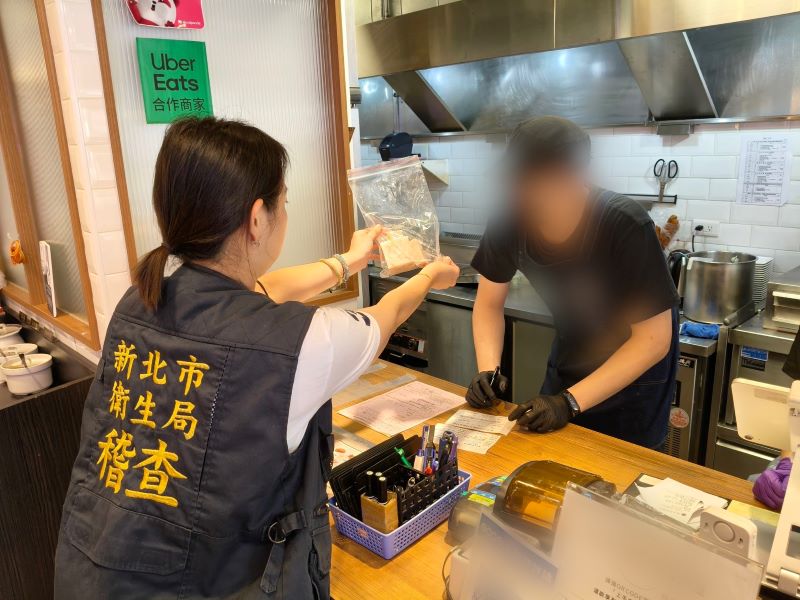新北抽驗95件祭祀食品 農藥、添加物檢驗全過關 新北抽驗95件祭祀食品 農藥、添加物檢驗全過關
